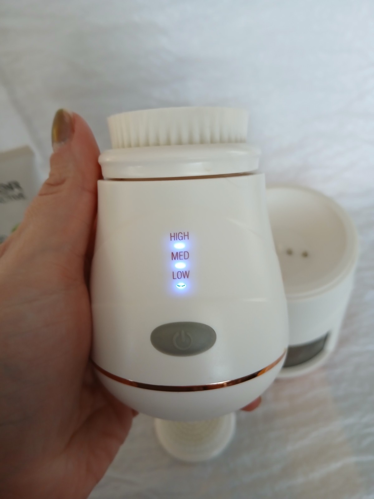 Conair True Glow Sonic Vibration Face Cleansing Brush with UV Sterilizer