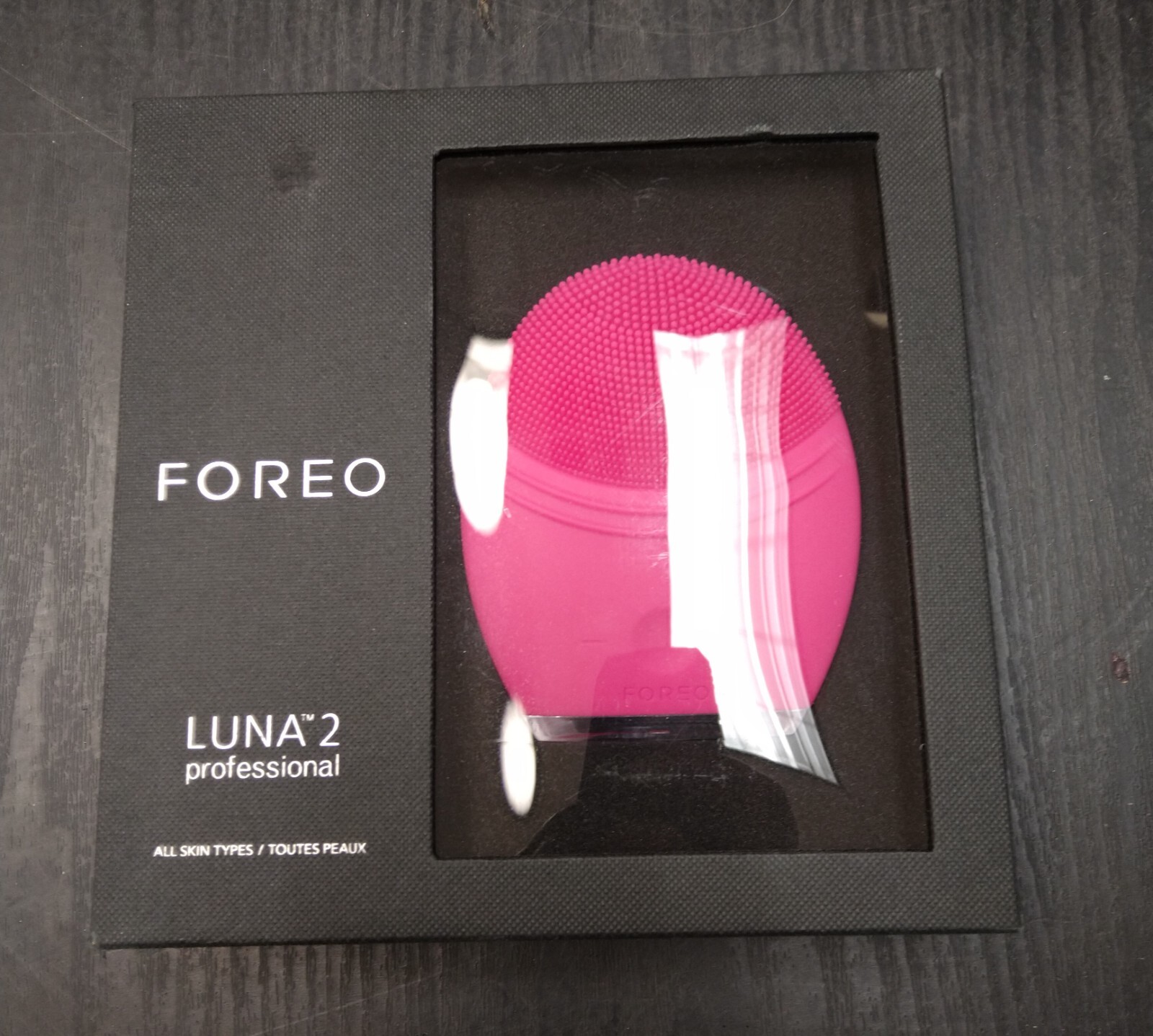 FOREO Luna 2 Professional (MAGENTA) ⭐️NEW IN BOX⭐️