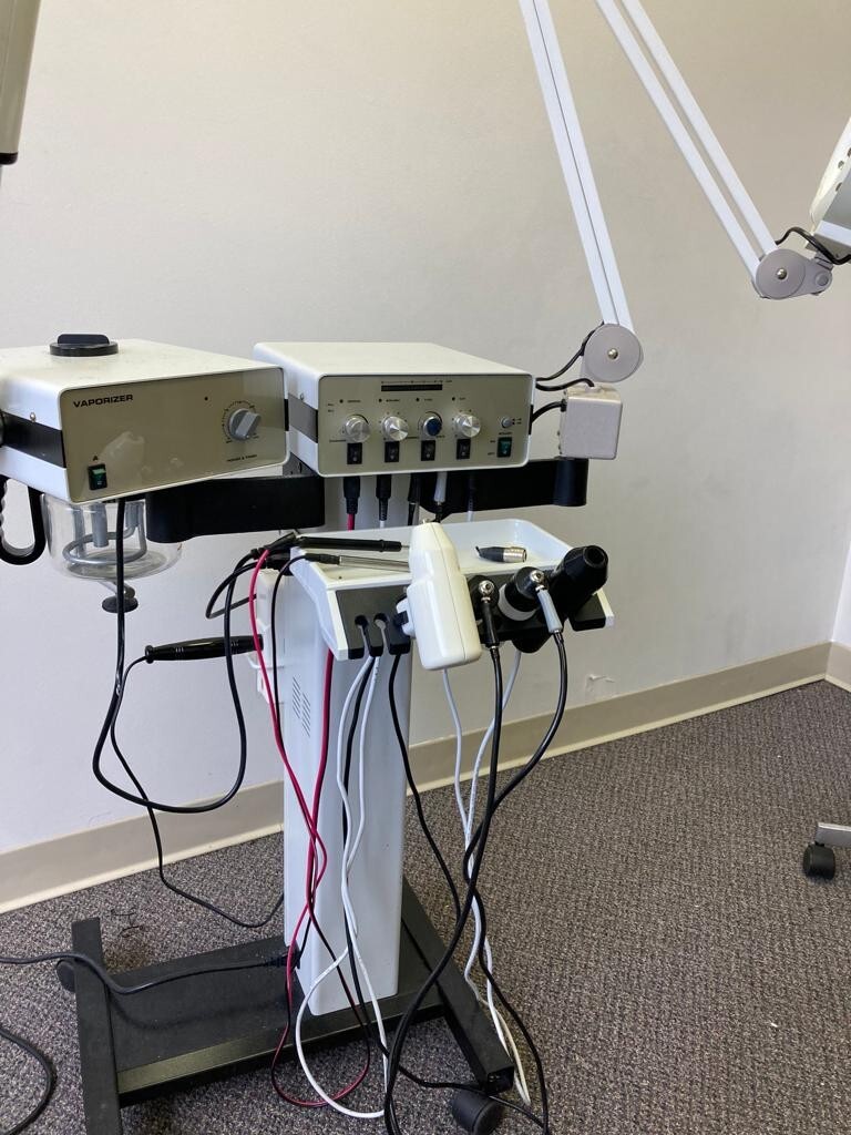 T214 8 Function Facial Skincare Machine