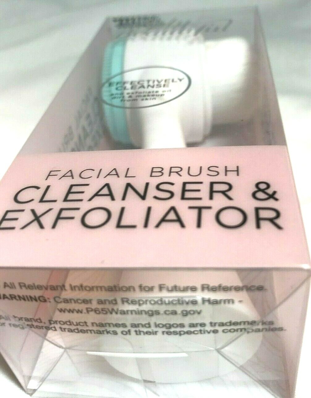 Vivitar Simply Beautiful Facial Brush Cleanser & Exfoliator