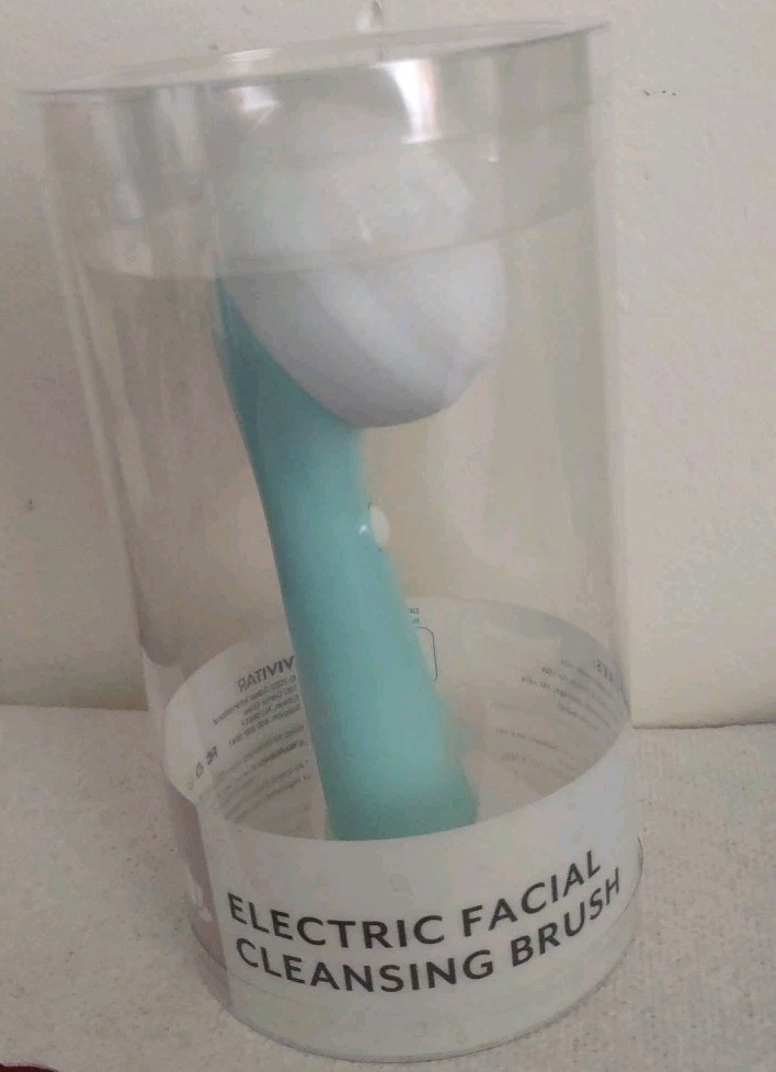 Vivitar Electric Facial Cleansing Brush ExfoliateFace Deep Pore Cleaner
