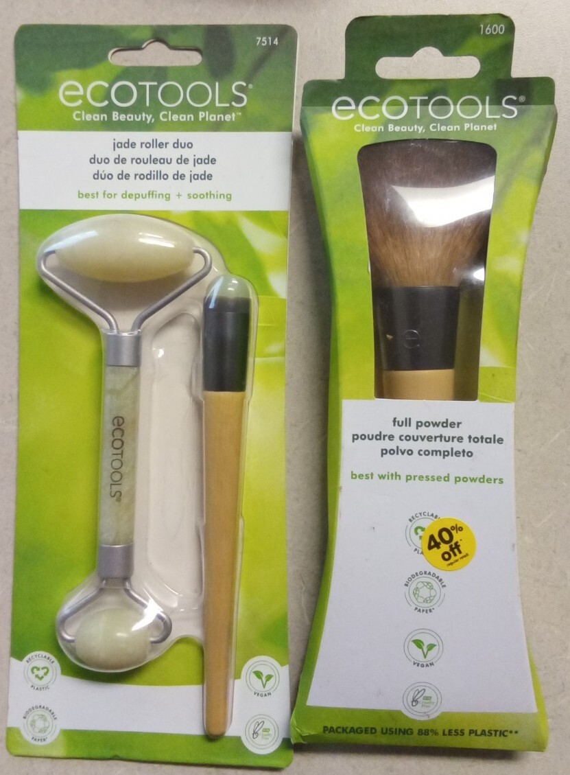 2 Ecotools Jade Roller Duo & Full Powder Brush 7514/1600