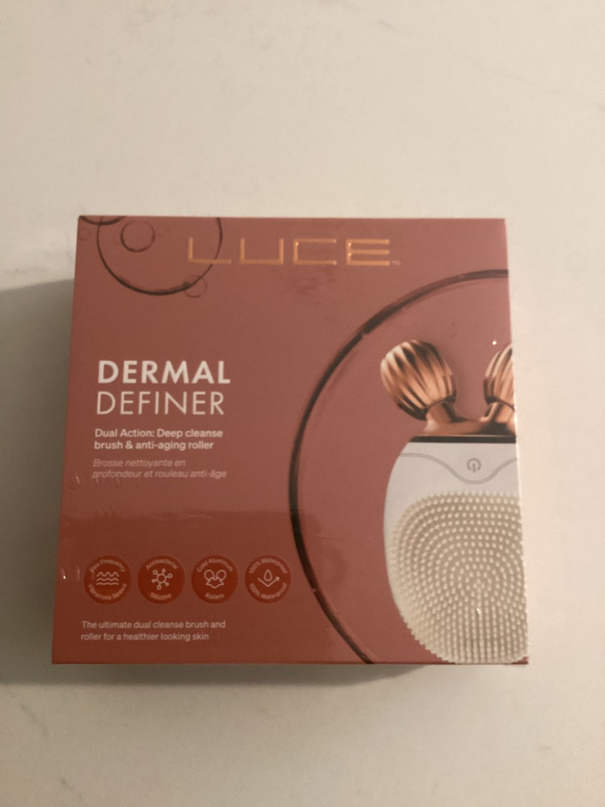 LUCE Dermal Definer Anti-Aging Facial Cleansing Brush Plus Roller NEW & SEALED