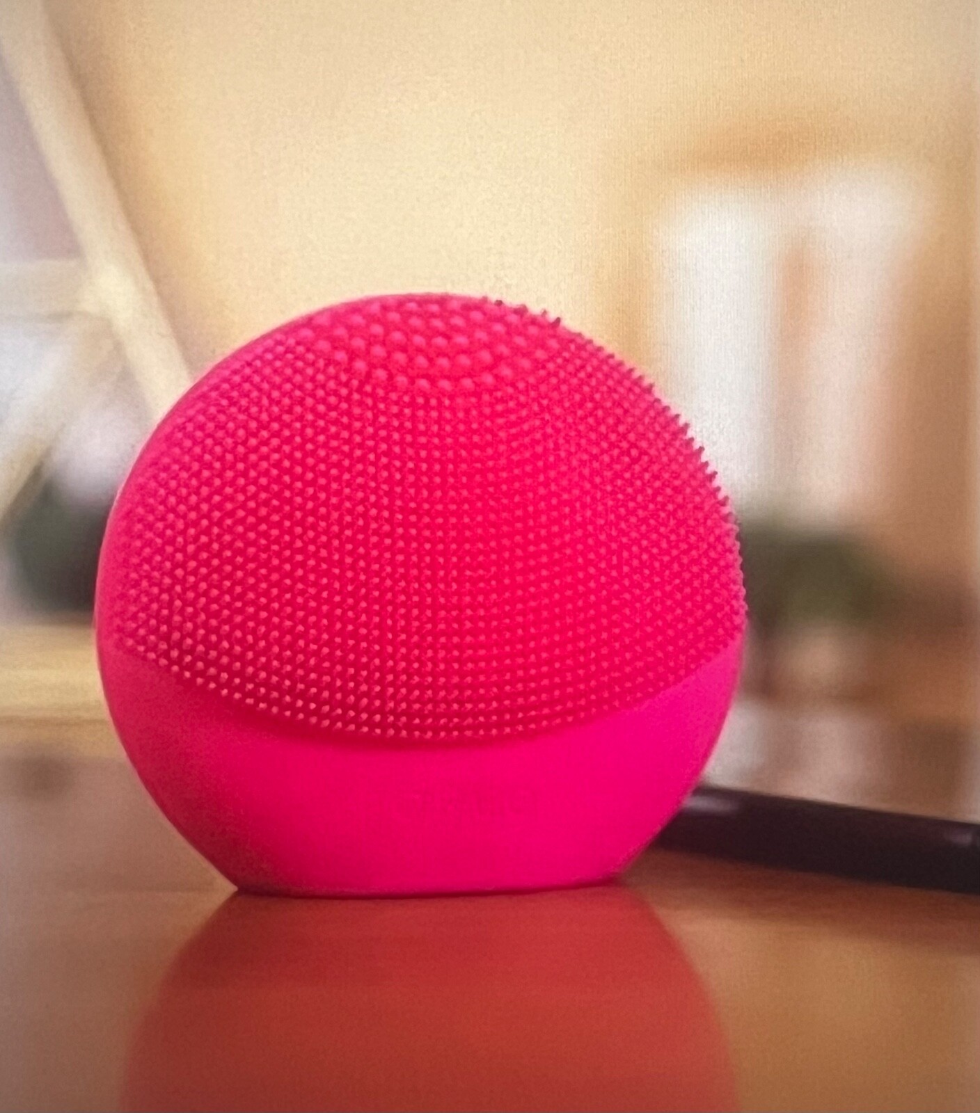 FOREO LUNA fofo Smart Facial Cleansing Brush and Skin Analyzer PEARL PINK