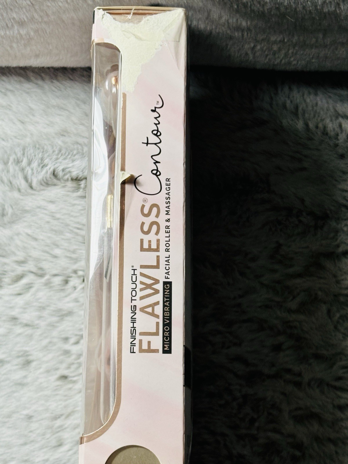 Finishing Touch Flawless Contour Micro Vibrating Rose Quartz Facial Roller
