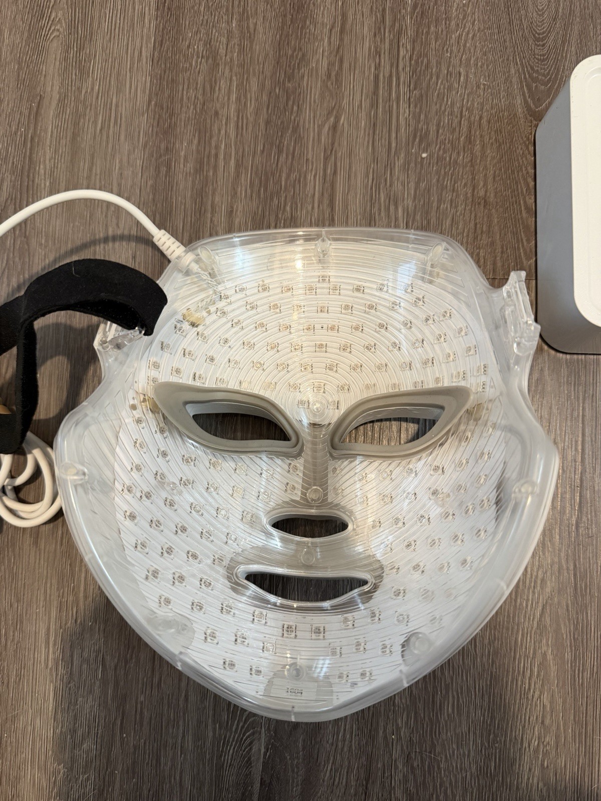 Deesse PRO LED Light Therapy Mask – SBT-MLLT13 – TESTED WORKING