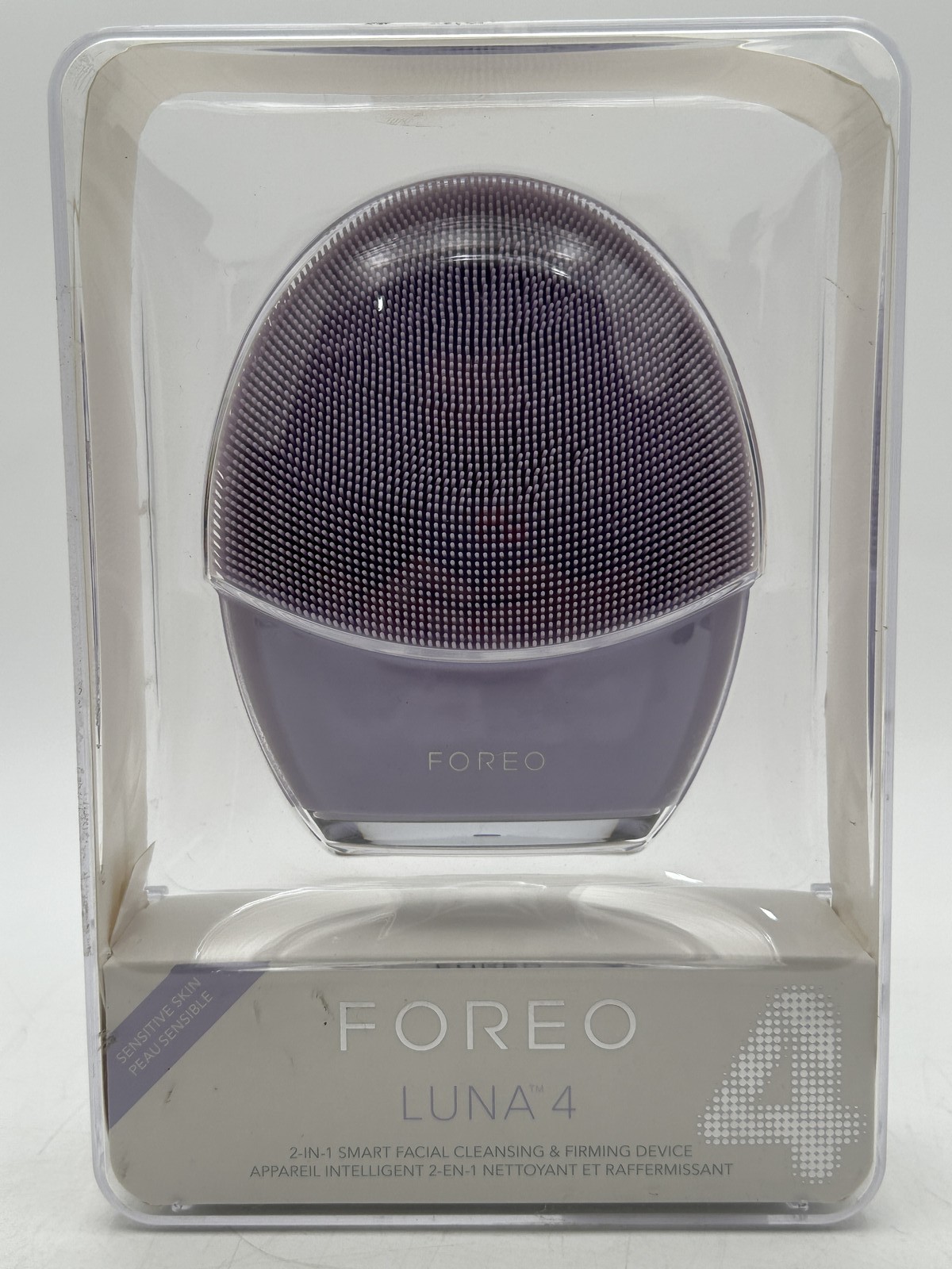 FOREO LUNA 4 Face Cleansing Brush Sensitive