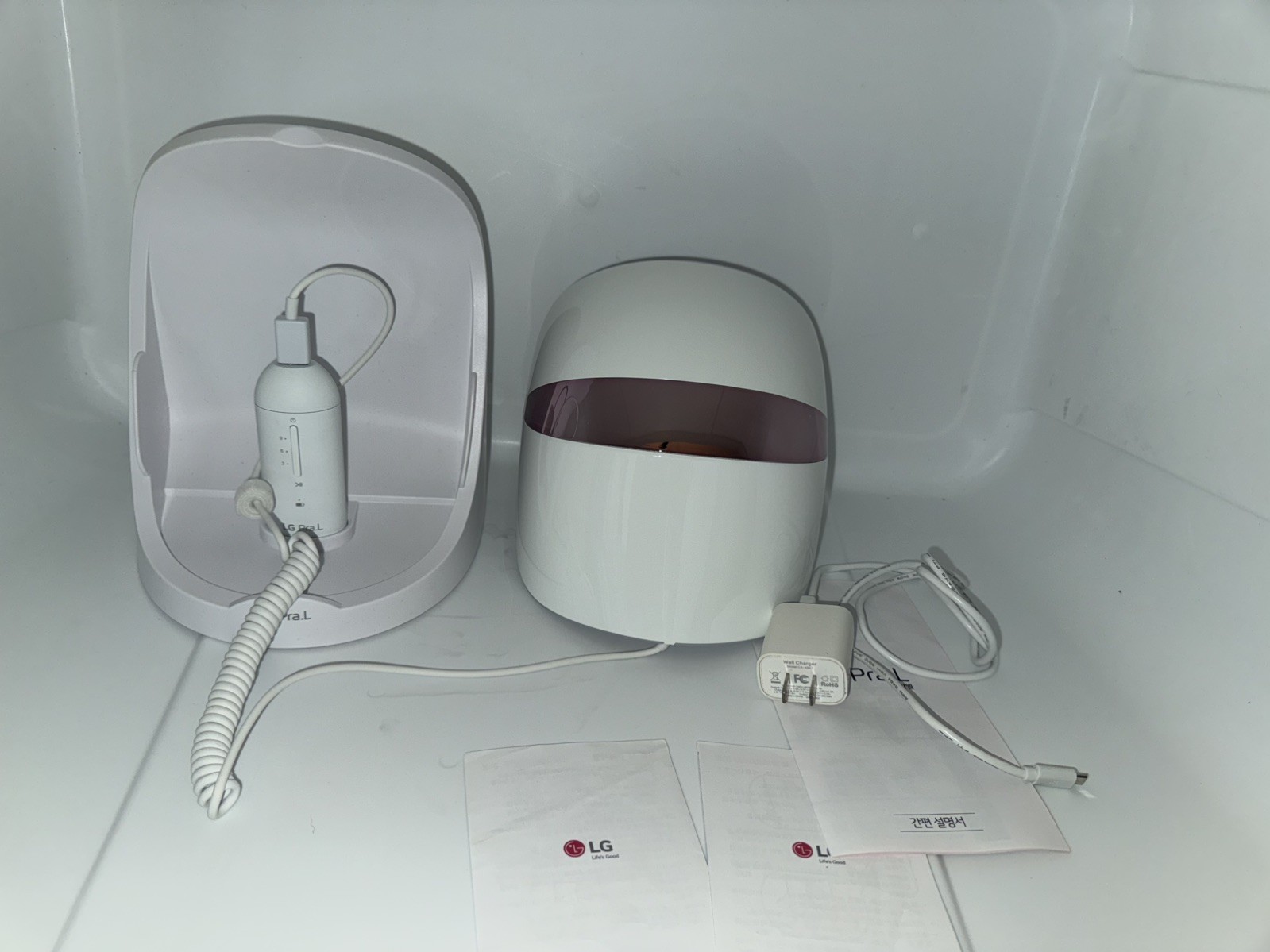 LG Pra L Derma LED Mask Therapy Face I