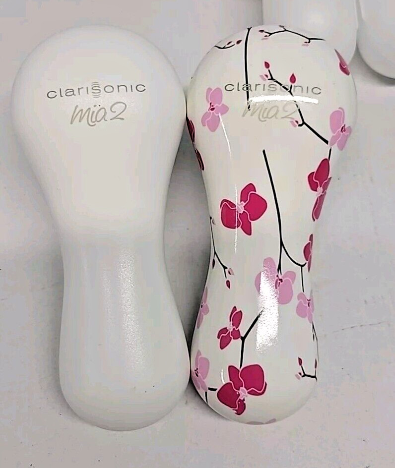 Clarisonic Mia 2 Cleansing System -2 Cases- 1 new Charger-2 Units-for PARTS ONLY