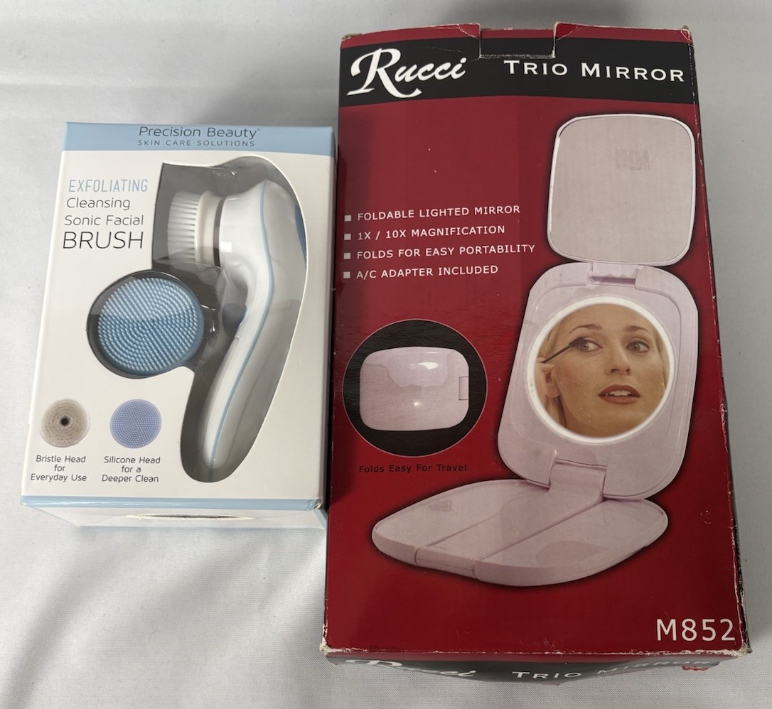 PRECISION BEAUTY Facial Brush & Rucci Make Up Mirror
