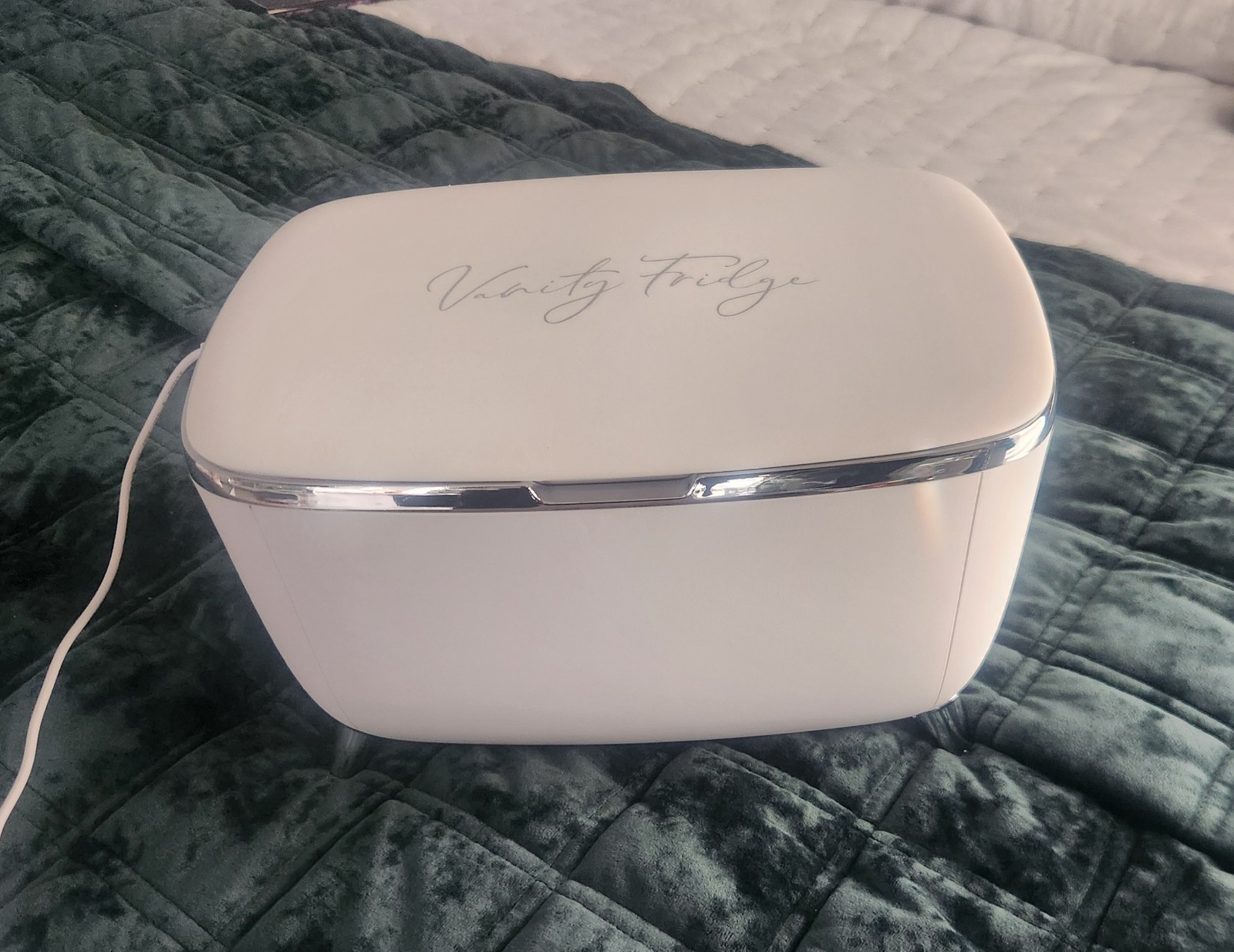 Skincare Beauty Bundle – Mini Vanity Fridge + Facial Steamer – Works Great