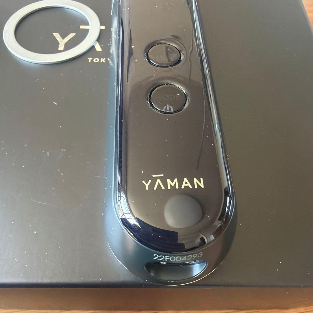 YA-MAN Photo Plus Prestige S Lift M20 Black Luxury Facial Beauty Device Tested
