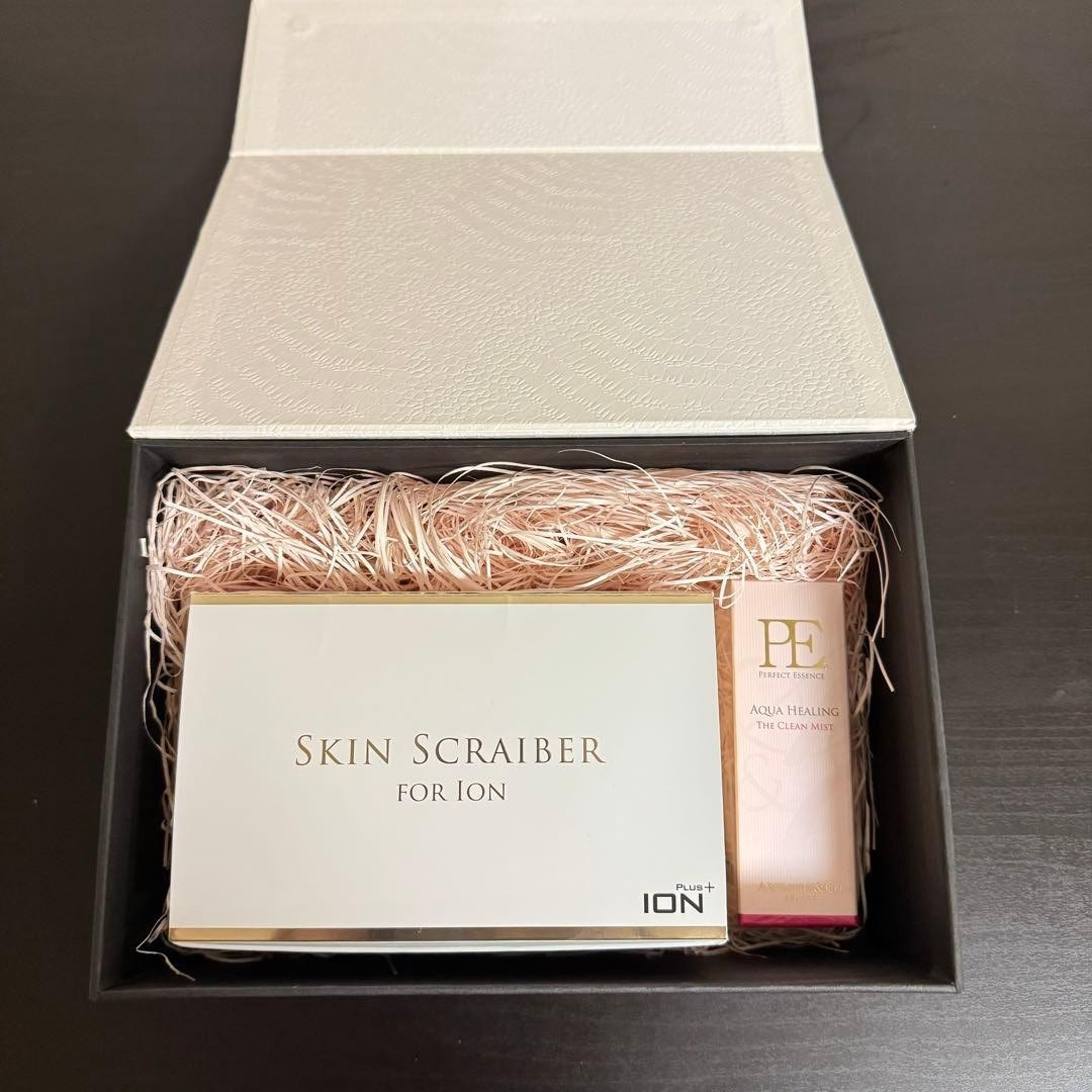ARTISTIC & CO. SKIN SCRABLER FOR ION Pink Home Skin Care Device New Japan k66