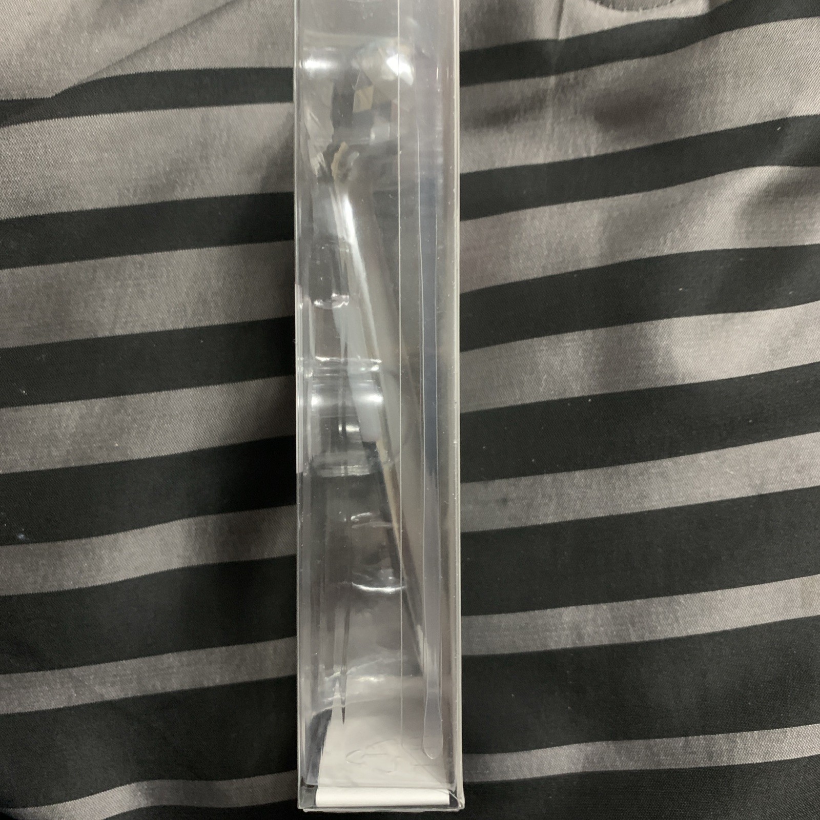 Plum Beauty Contouring Facial Roller for Puffiness Reduction