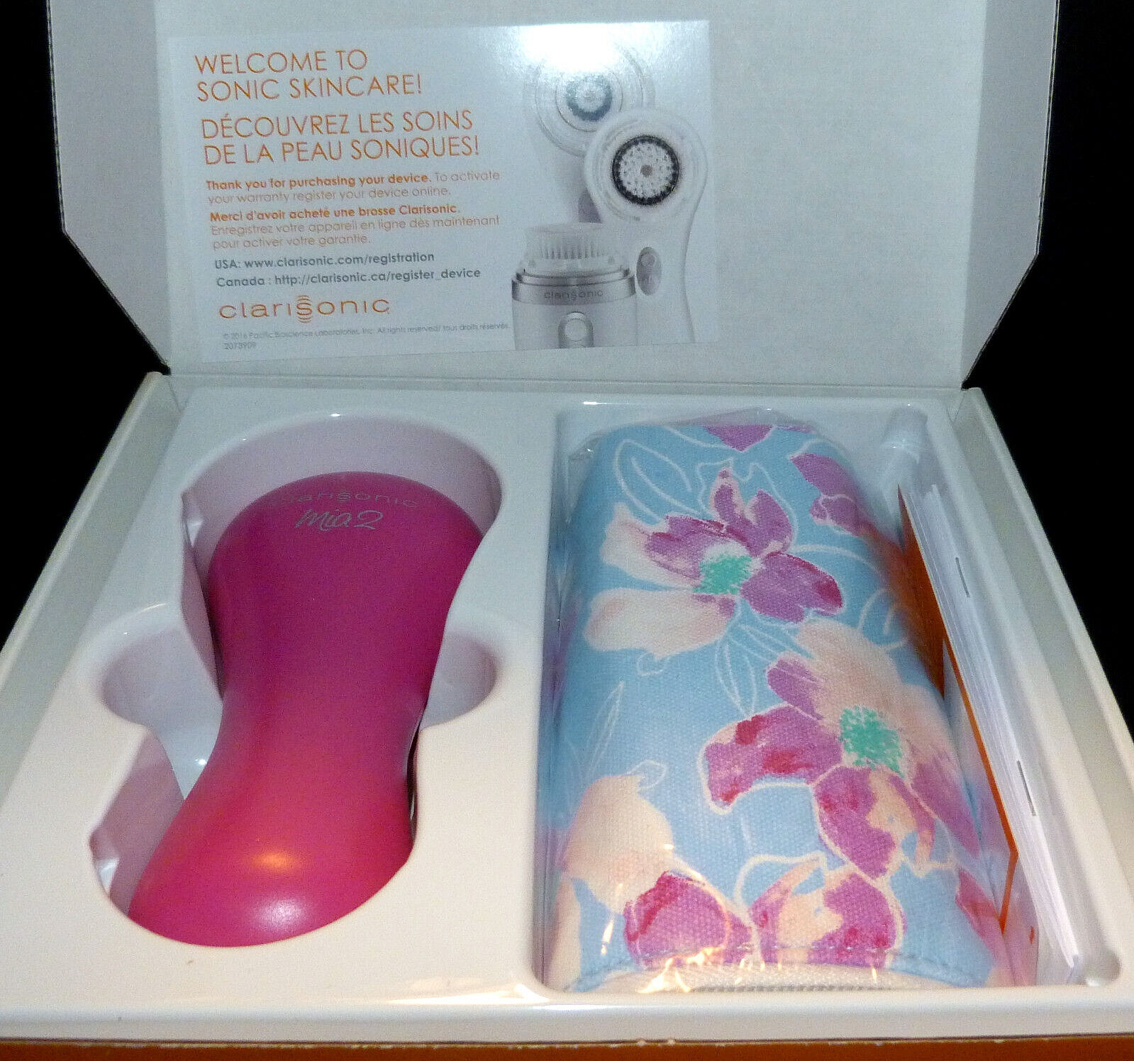CLARISONIC MIA 2 ~ MAGENTA ~ 2 SPEED ~ 4 XTRA BRUSH HEADS ~ TRAVEL BAG ~ CHARGER