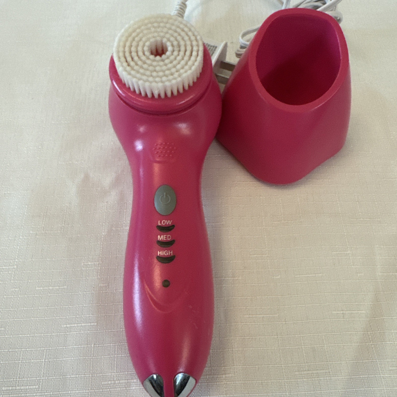 Conair True Glow Sonic Skincare Solution Pink Facial Brush