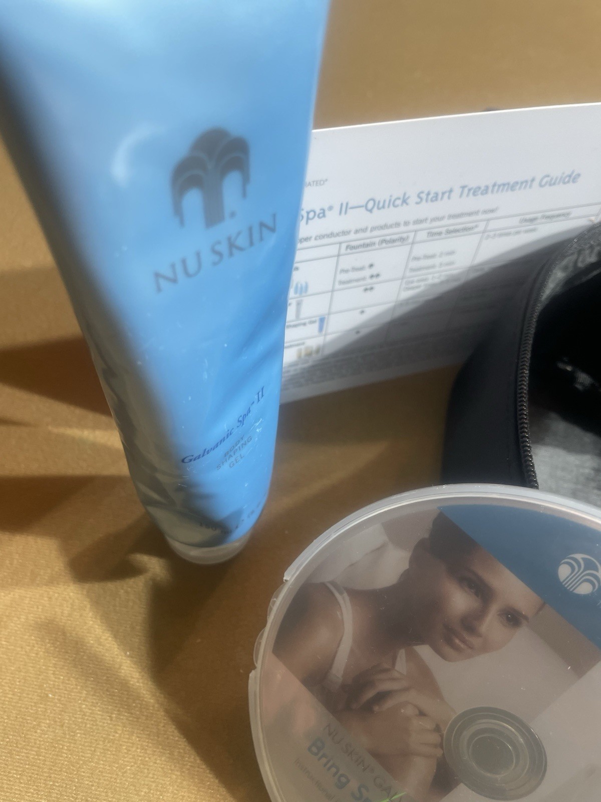 Nu Skin Galvanic Spa System II EX Facial Toning Device Black with Storage Case