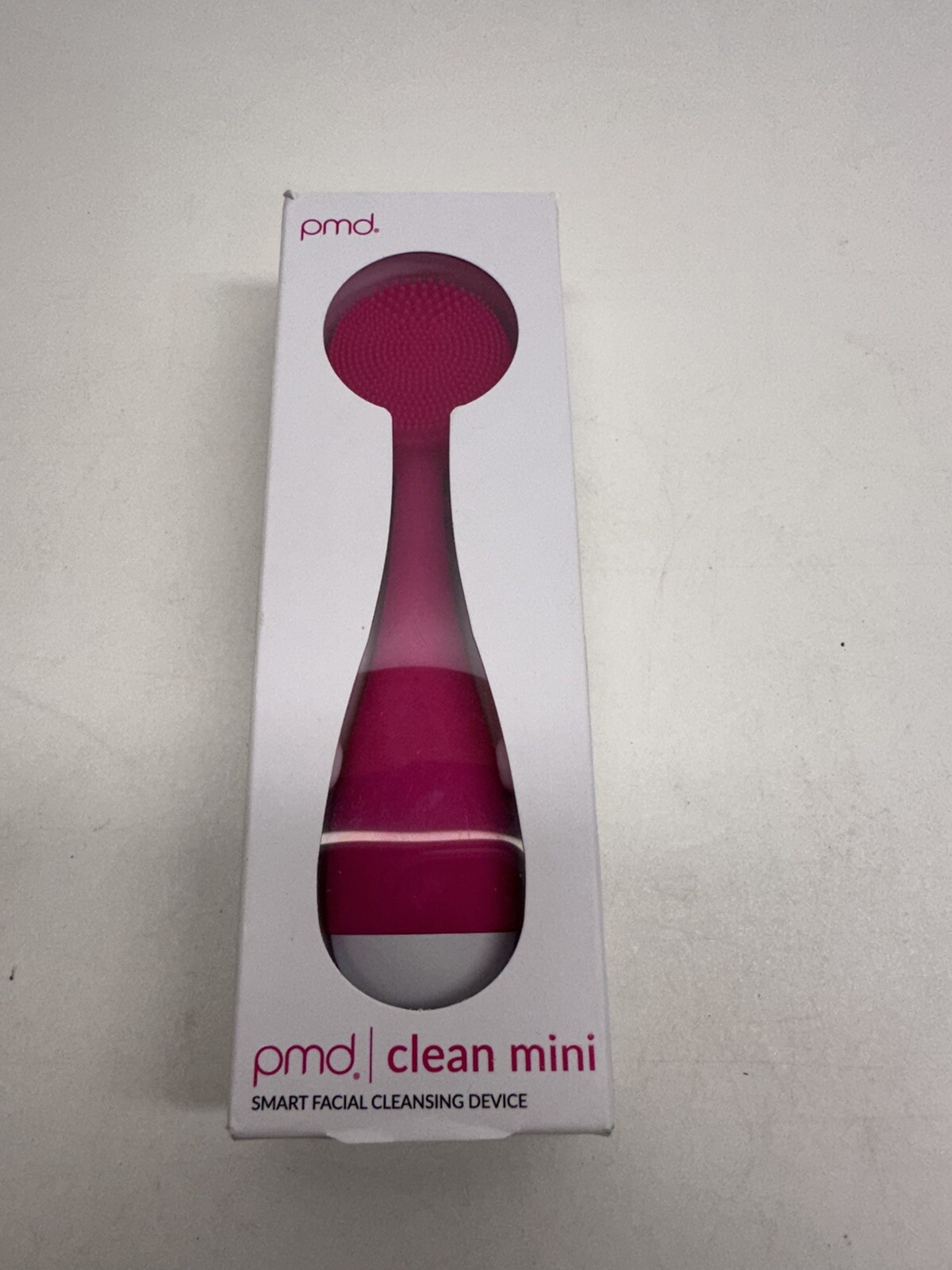 PMD Clean Mini – Smart Facial Cleansing Device with Silicone Brush & Anti-Aging