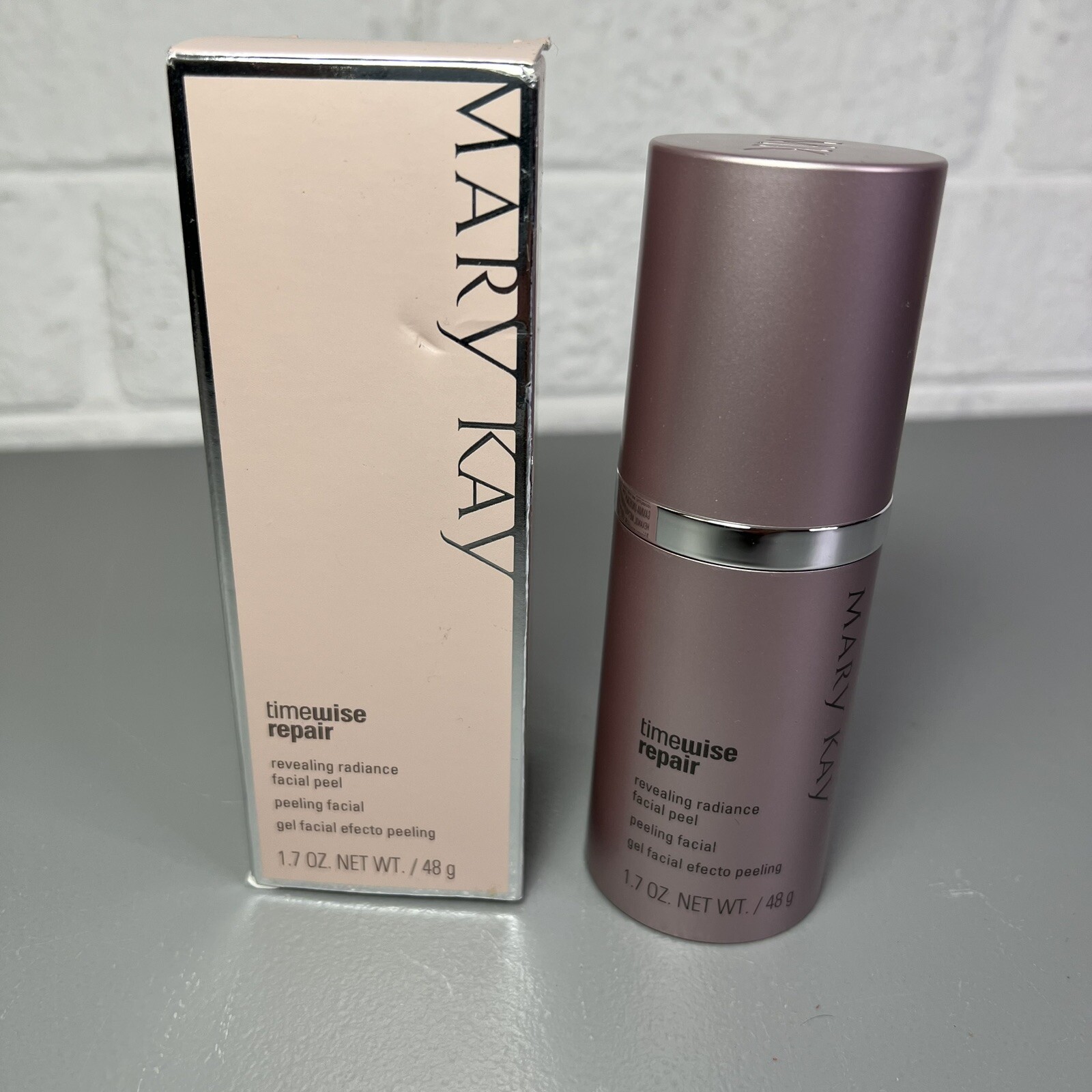 Mary Kay SKINVIGORATE Cleansing Brush with 2 Brush Heads And Time Wise Facial