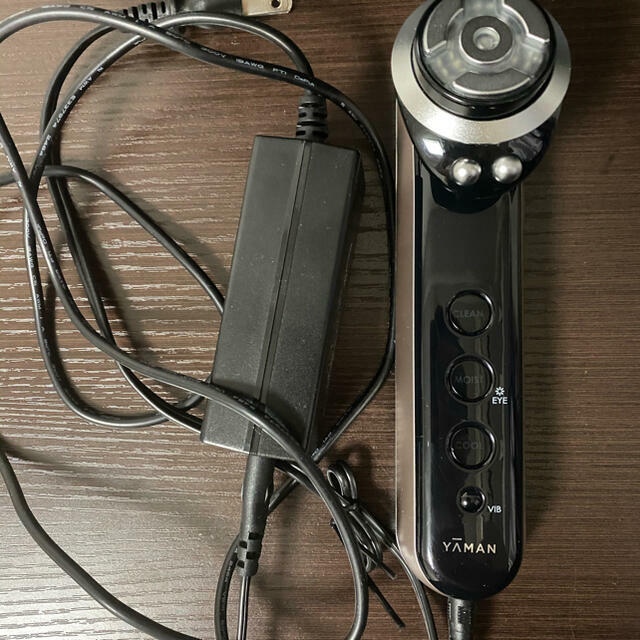YA-MAN Photoplus Prestige SS M21 Beauty machine Ion effector W/beauty essence
