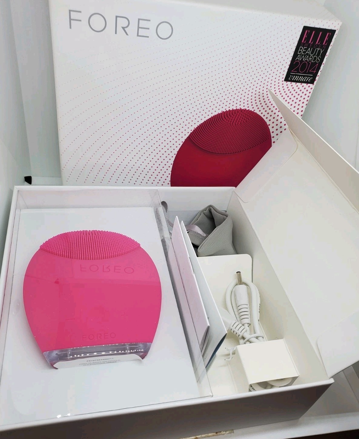 FOREO Luna Face Massager For Sensitive/Normal Skin, Magenta