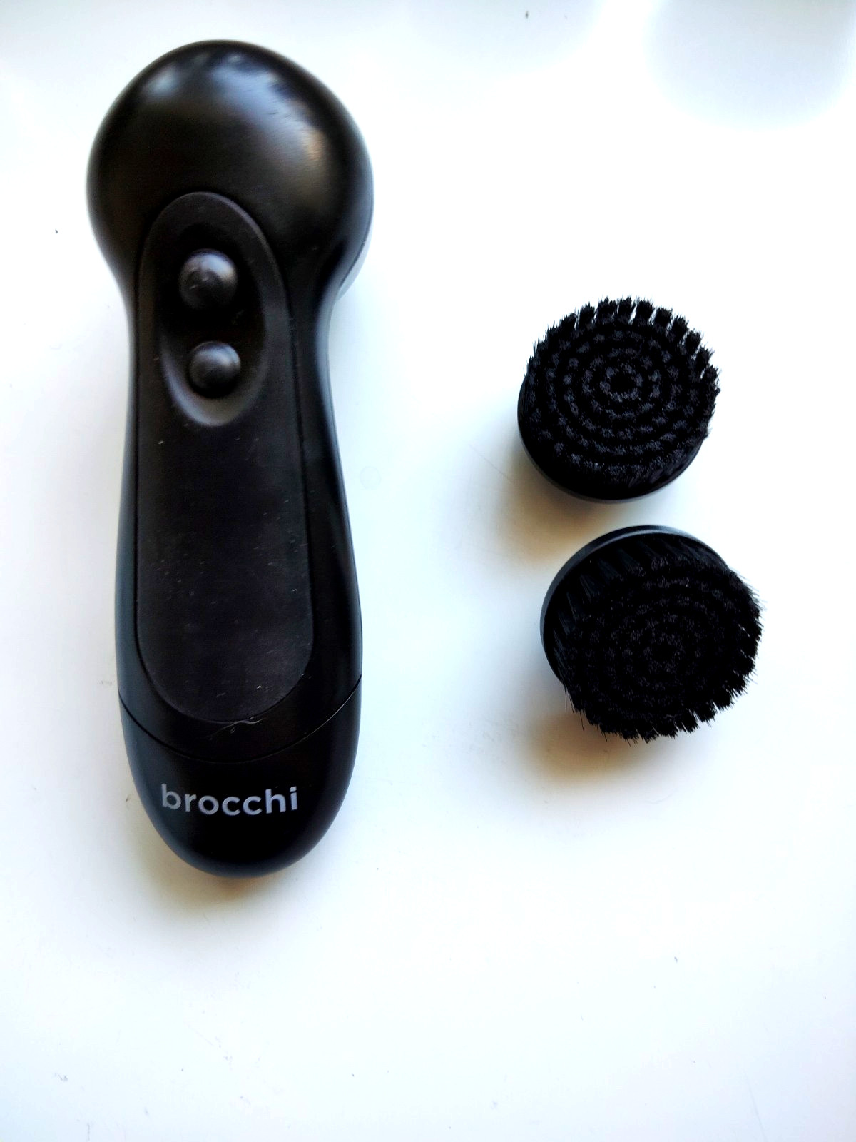 brocchi Mens Deep Cleaning Facial Brush System Black 2 Speed 2 Heads NEW