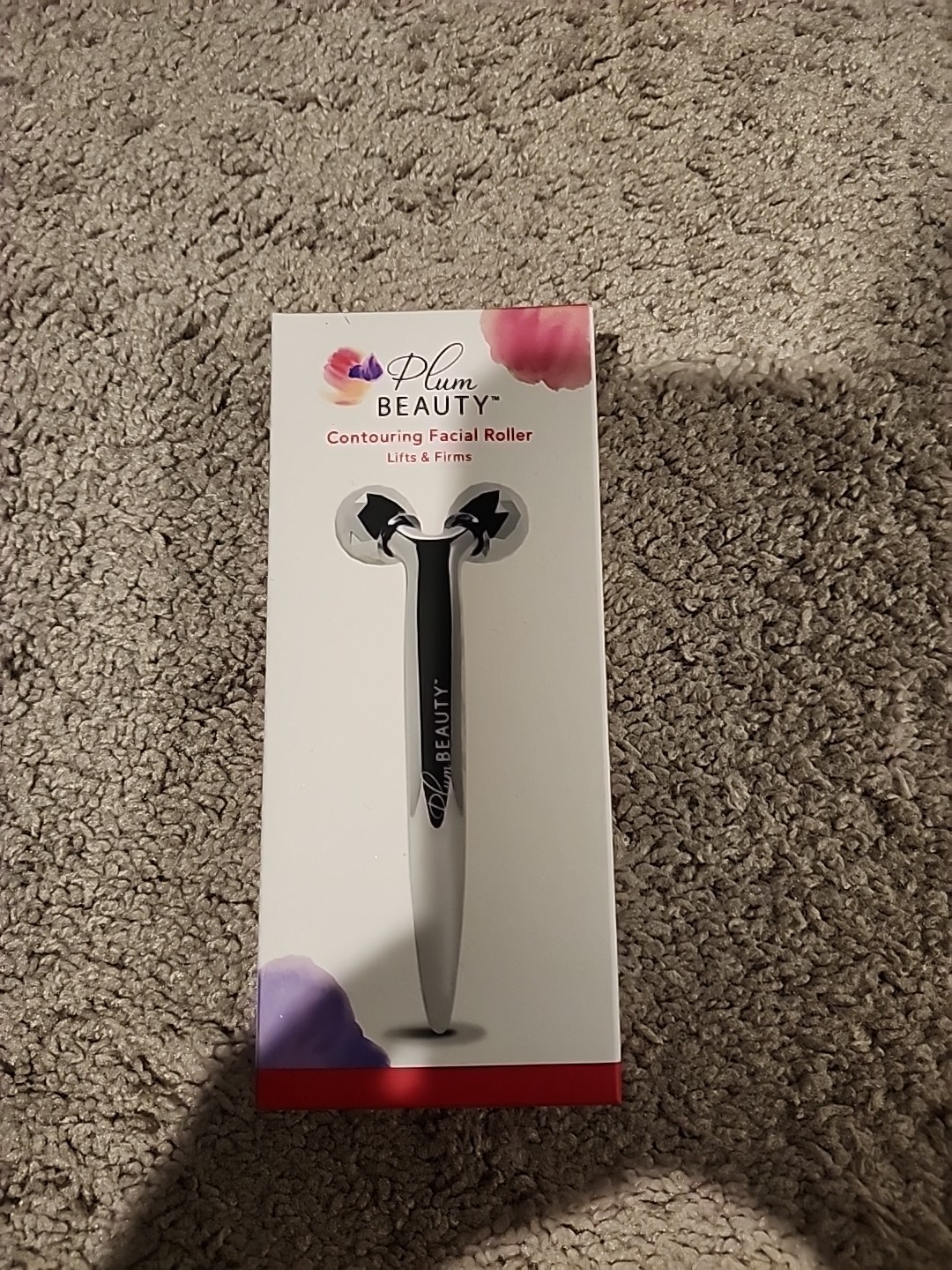 Plum Beauty Contouring Facial Roller for Puffiness Reduction
