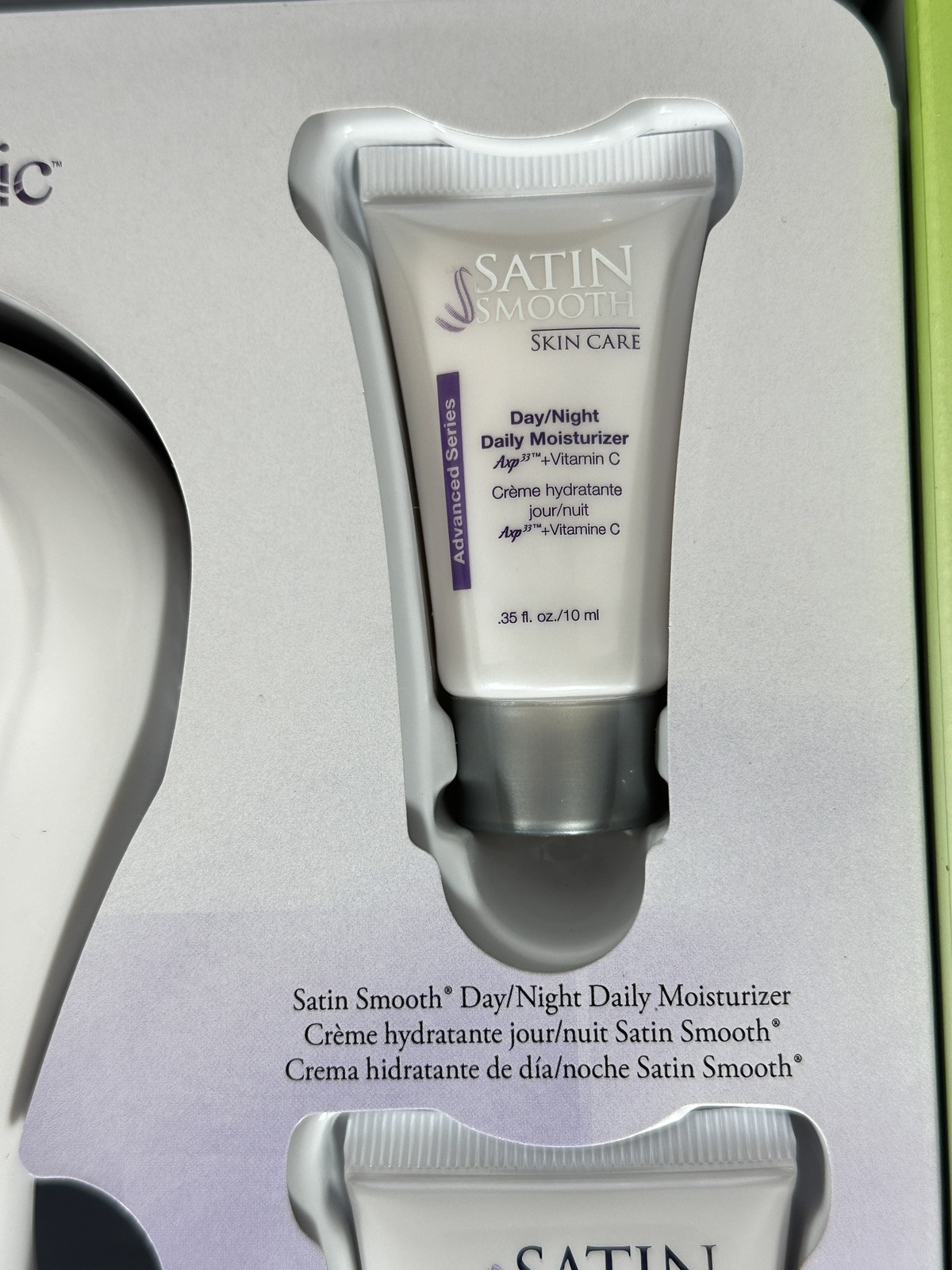 HydraSonic Professional Dermal Cleansing Technology For Face & Neck Satin Smooth