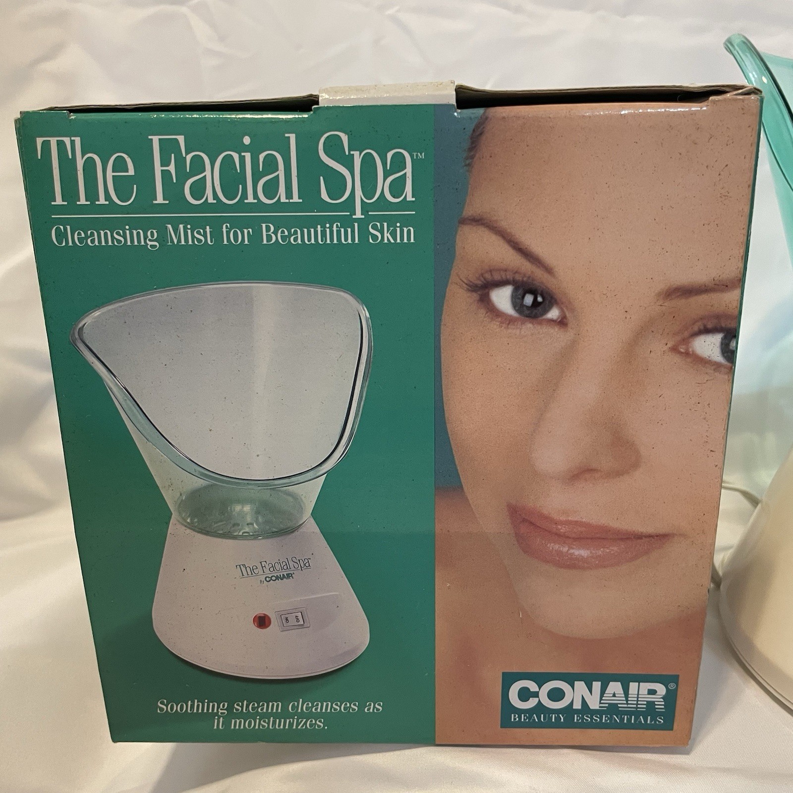 The Facial Spa by Conair Model 3701AXA, ~Cleansing mist for beautiful skin~
