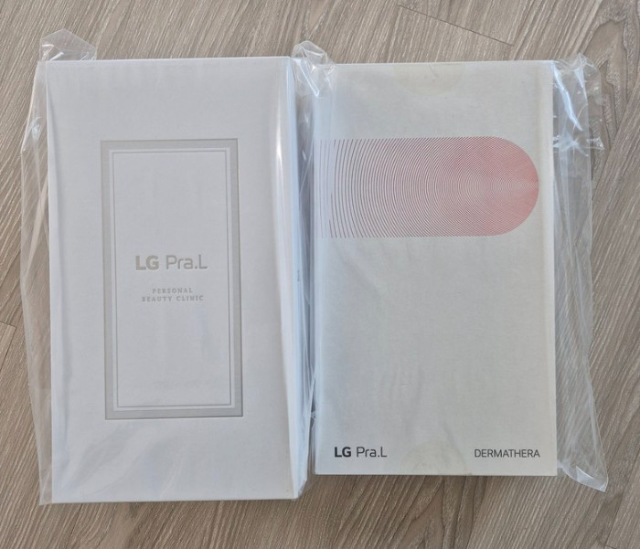 LG Pra.L Signature Luxury Facial Care Set Dermathera + Multi Care