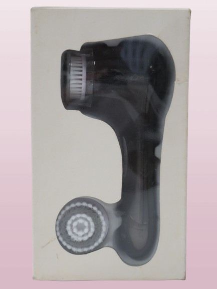 FACE CLEANING BRUSH BOXED LOT OF 2 *SEE DETAILS*