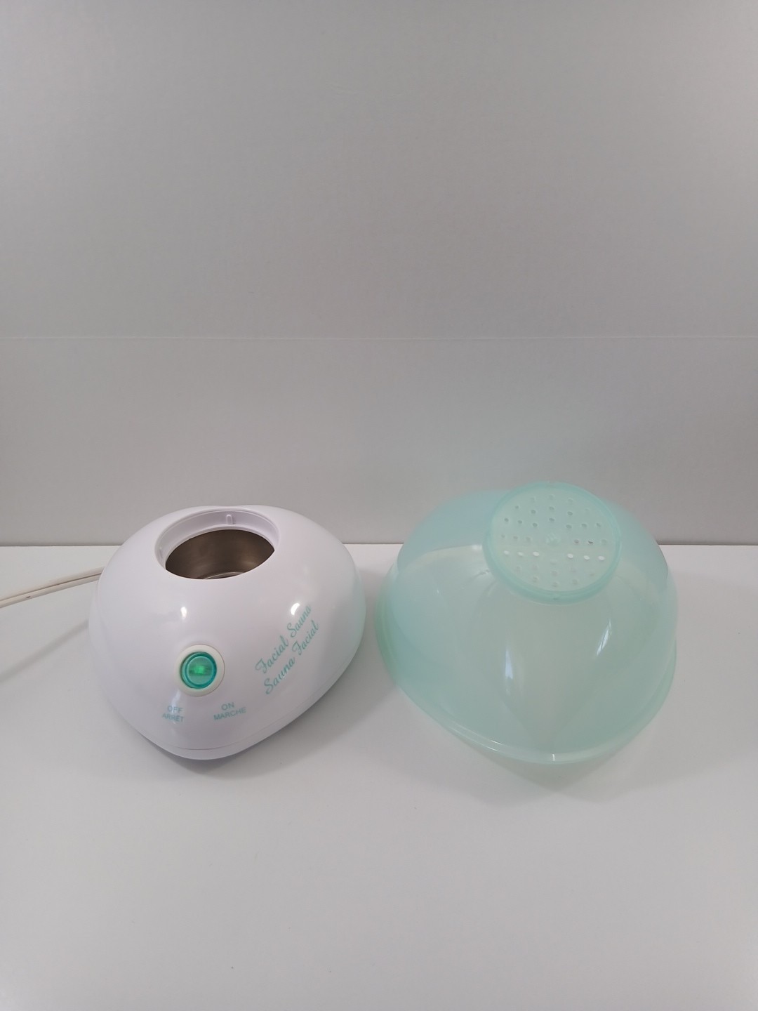 Vintage from Avon Facial Sauna Steamer Green and White