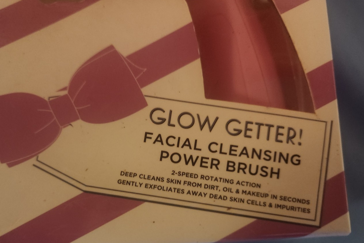 Spascriptions Facial Cleansing Power Brush 2 Speed Deep Cleans Skin Exfoliates