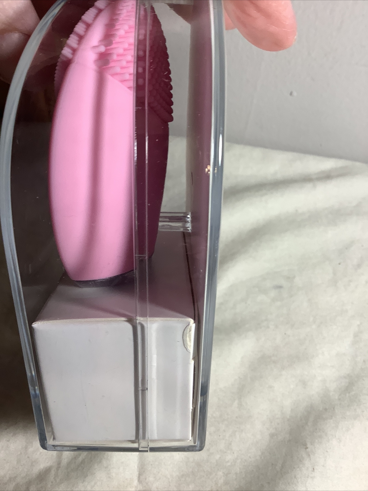 NIB Luna Mini Petal Pink Face Cleansing Brush w/ Charger
