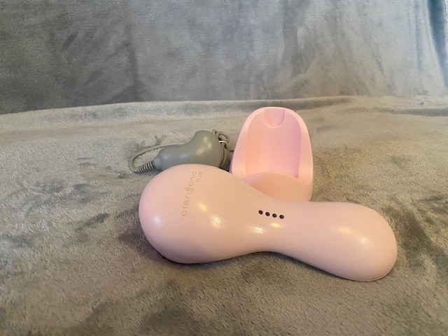 Clarisonic Plus Face & Body Sonic Cleansing System – Pink Brush & Charger