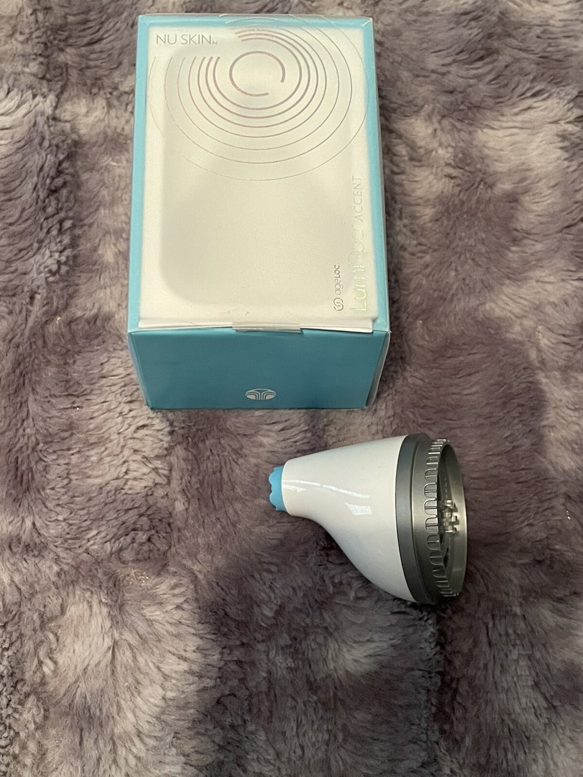 Nuskin Ageloc LumiSpa ACCENT – practically BRAND-NEW