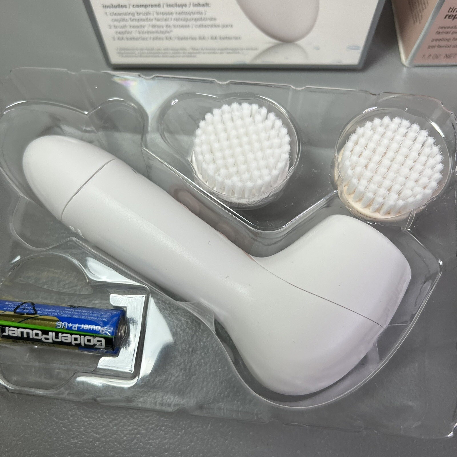 Mary Kay SKINVIGORATE Cleansing Brush with 2 Brush Heads And Time Wise Facial