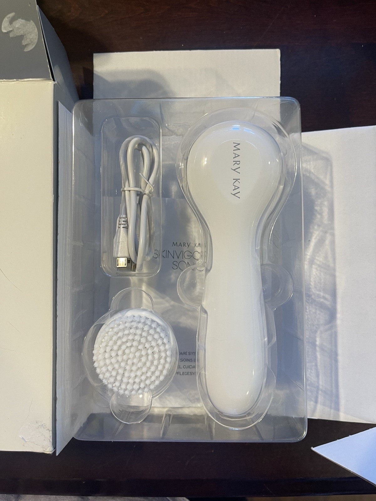 Mary Kay Skinvigorate Sonic Skin Care System NEW IN OPENED BOX