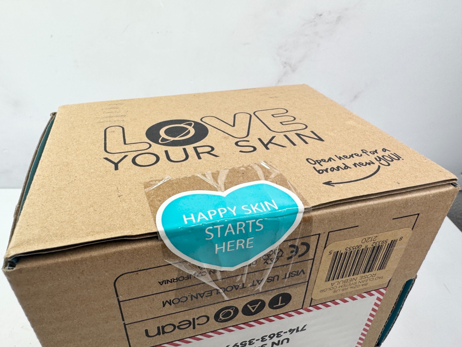 New/Sealed – TAO Facial Brush w/ UV Sanitizer Rose Nebula