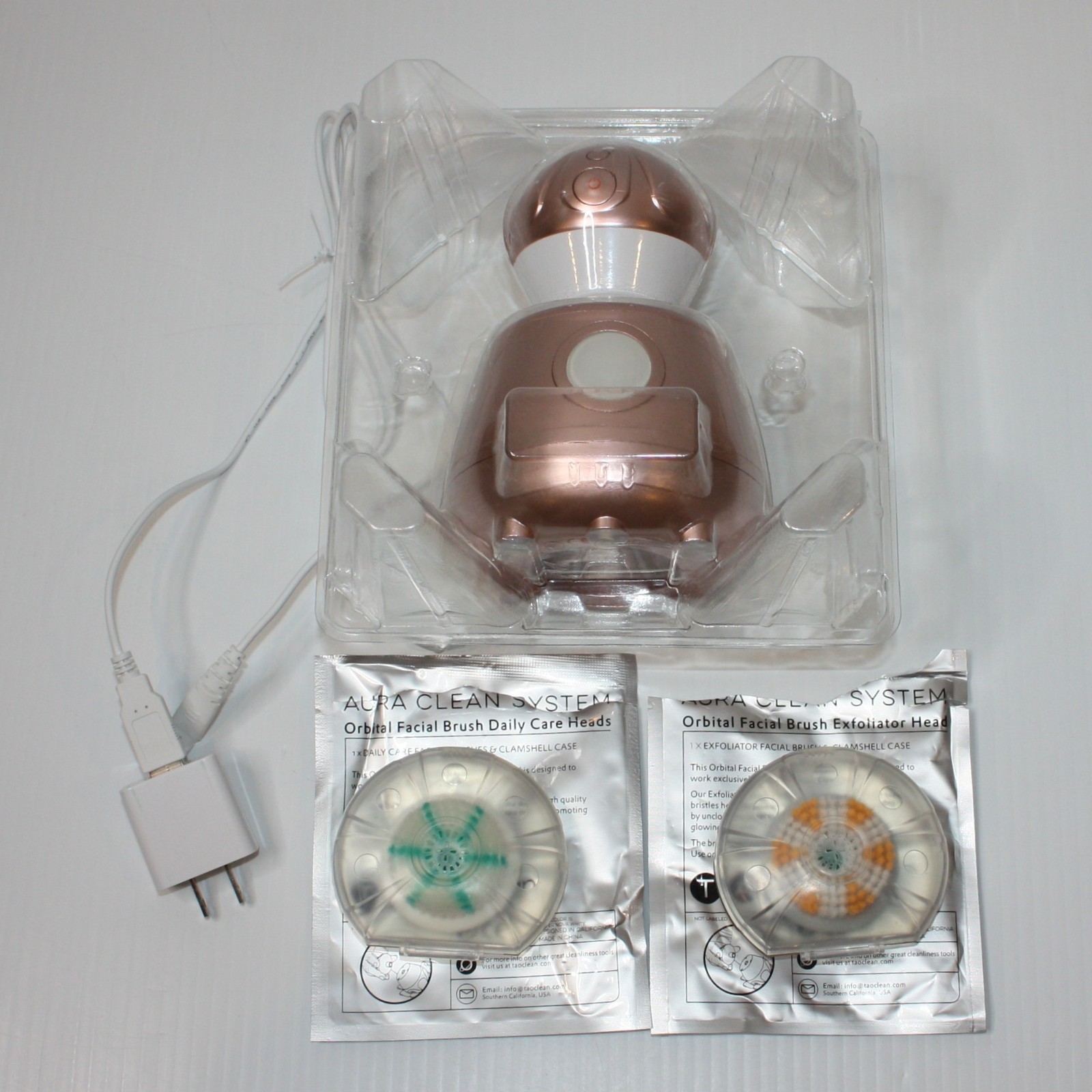 TAO Clean Orbital Facial Brush System with UV Sanitizing Base in Rose Gold