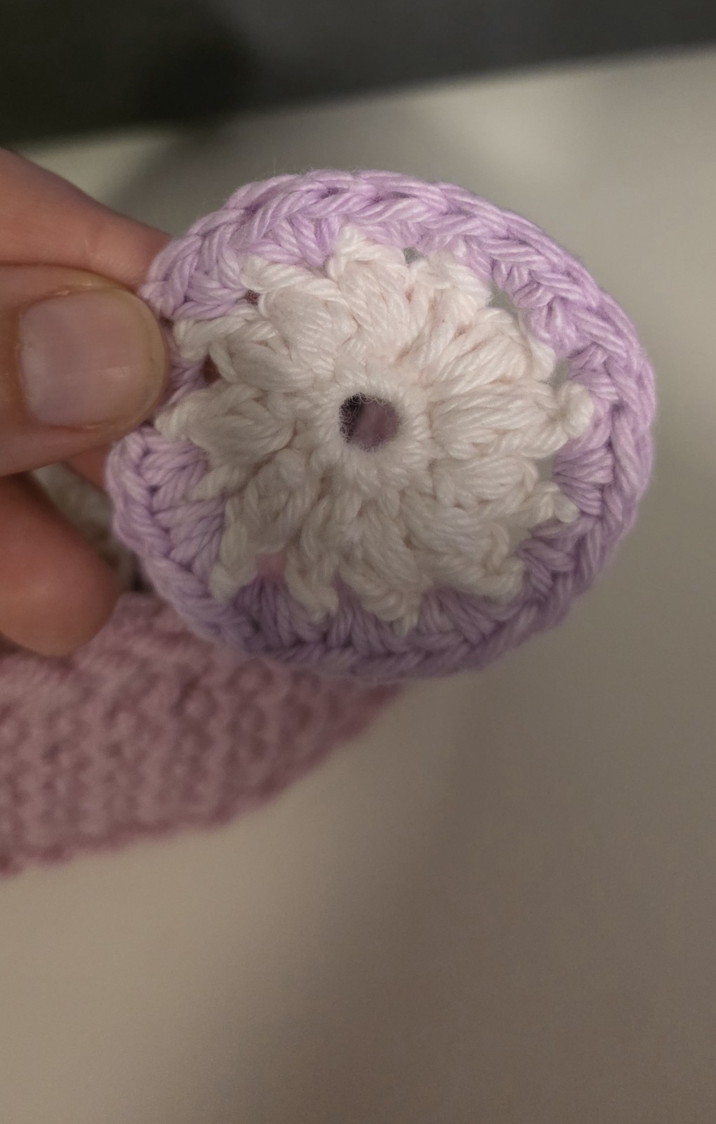 Handmade 100% Cotton Face Scrubbies Set Of 7 With Handmade Basket Pink & White