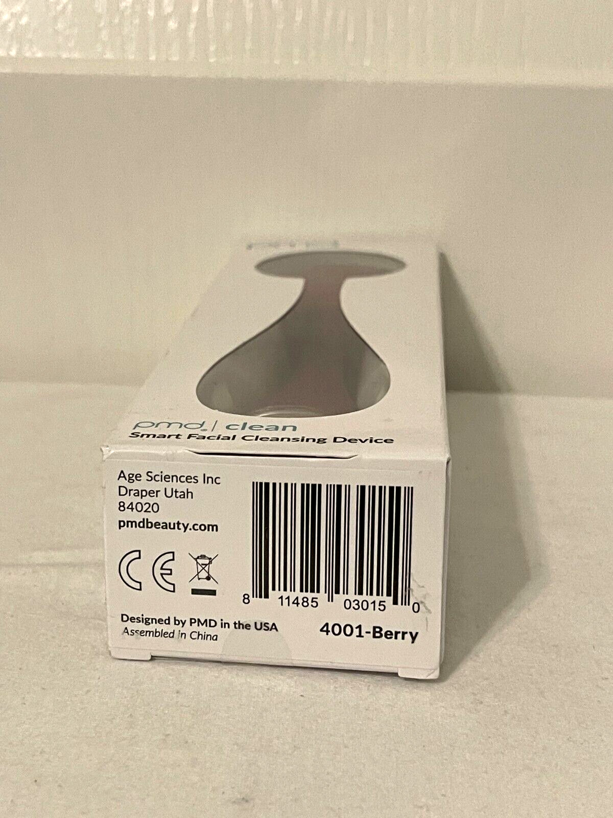 New PMD Clean Smart Facial Cleansing Device Berry + Cleanse Soothing Cleanser