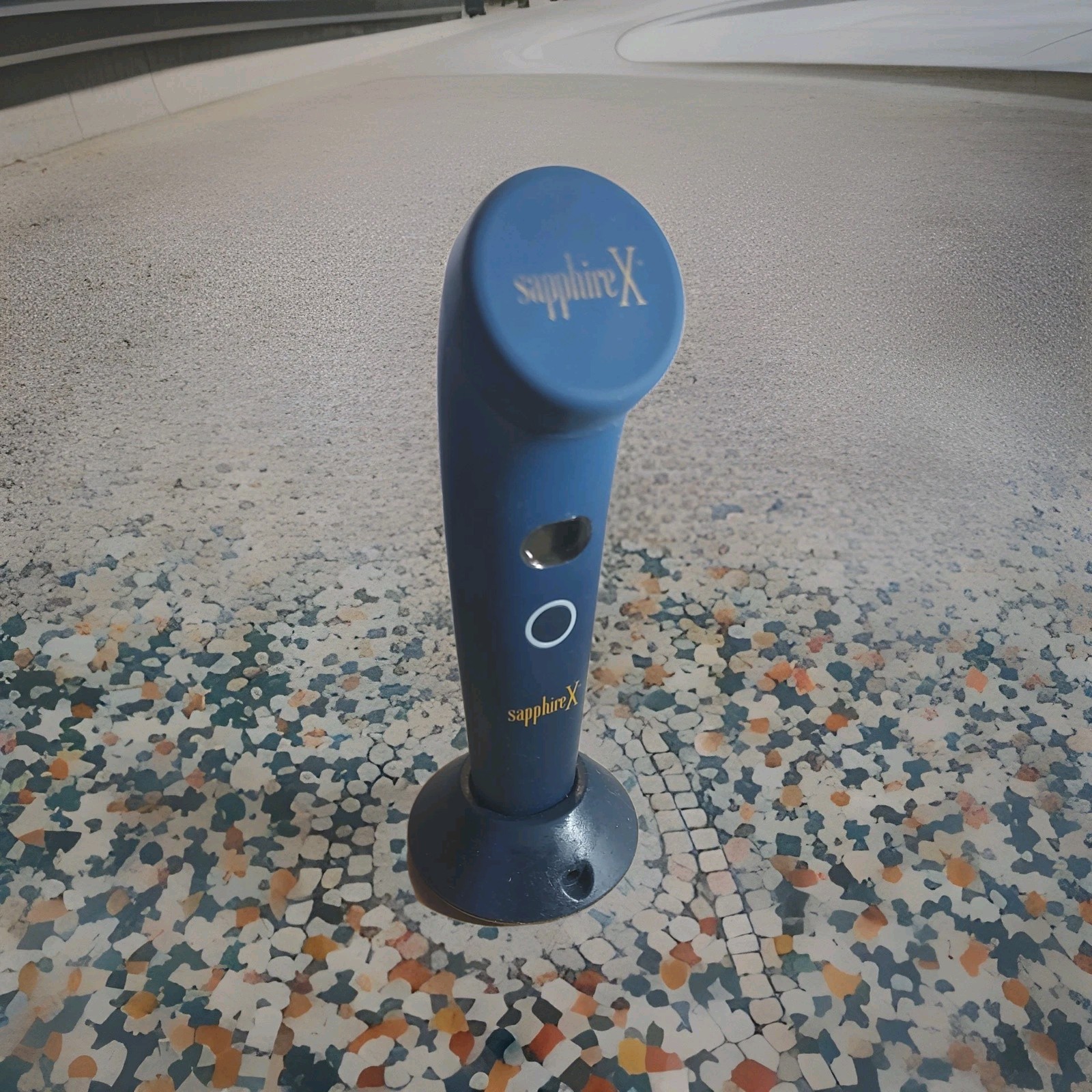 Zero Gravity Sapphire x Blue Light Acne Treatment Device