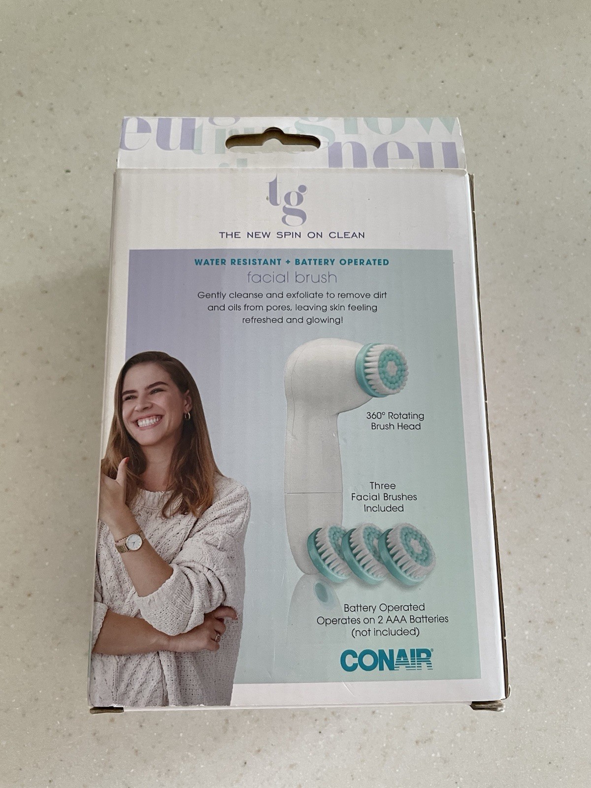 Conair True Glow Battery Operated Facial Kit with 3 Brushes ~ New in Box