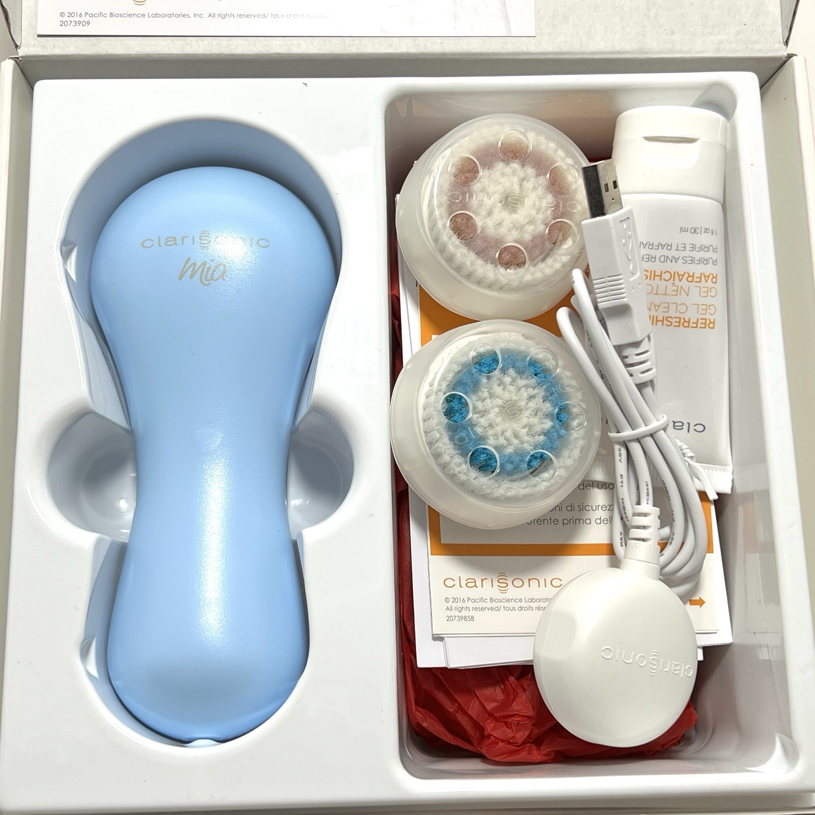 Genuine Clarisonic Mia Sonic Facial Cleansing Brush Turquoise 3 Head -Open Box