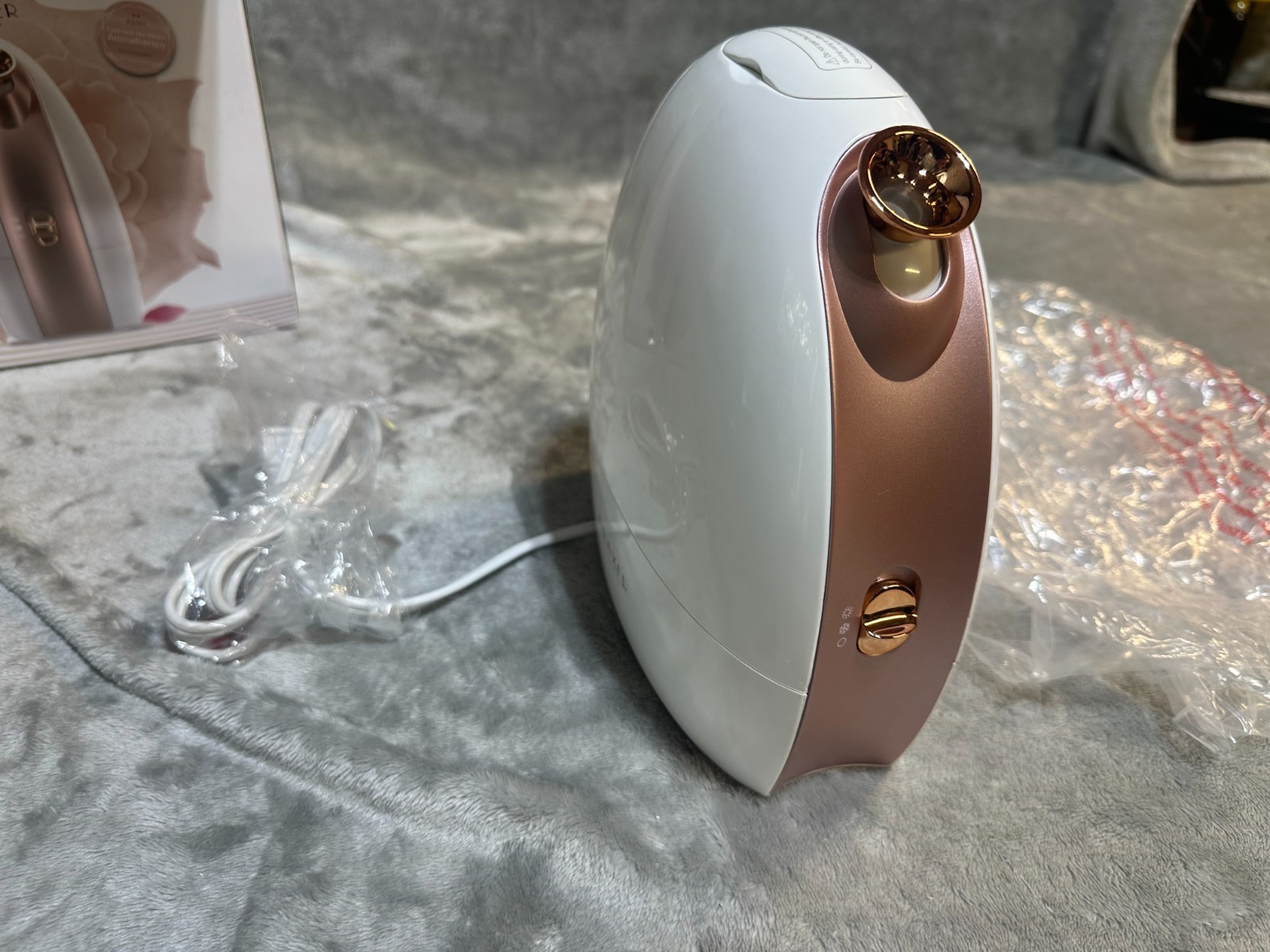 Olaxer FS101 Facial Steamer Nano Ionic with Aromatherapy Basket 180ML Water Tank