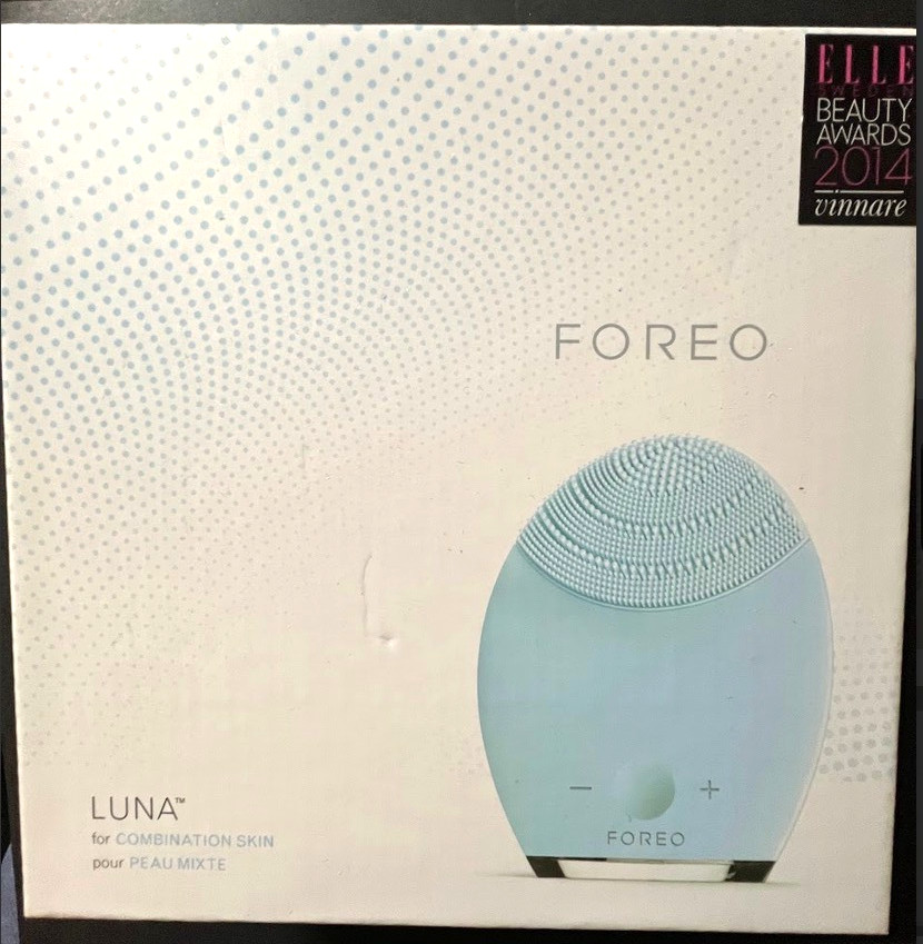 FOREO Luna Facial Anti-Aging Cleansing Devise Combination Skin Blue NEW