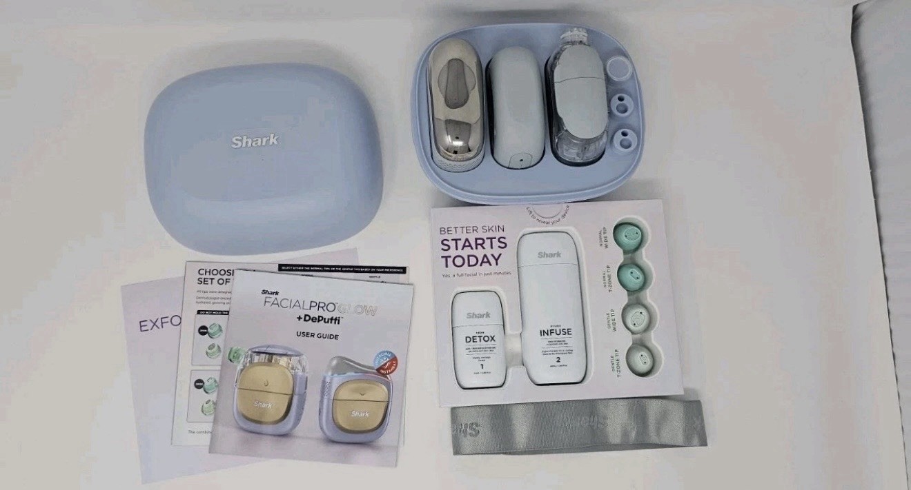 Shark FacialPro Glow at-Home Facial System with DePuffi Hot & Cold – Blue
