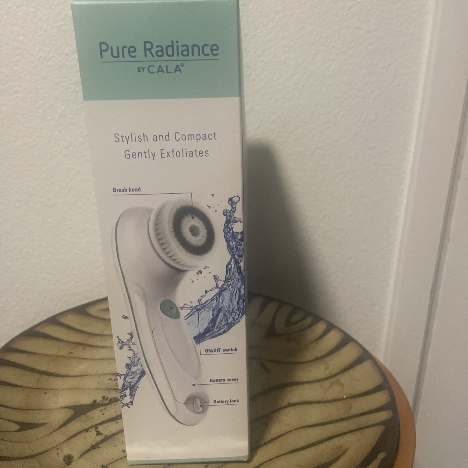 NEW Pure Radiance by Cala Sonic Facial Cleansing System White 3 Brushes 2 Speeds