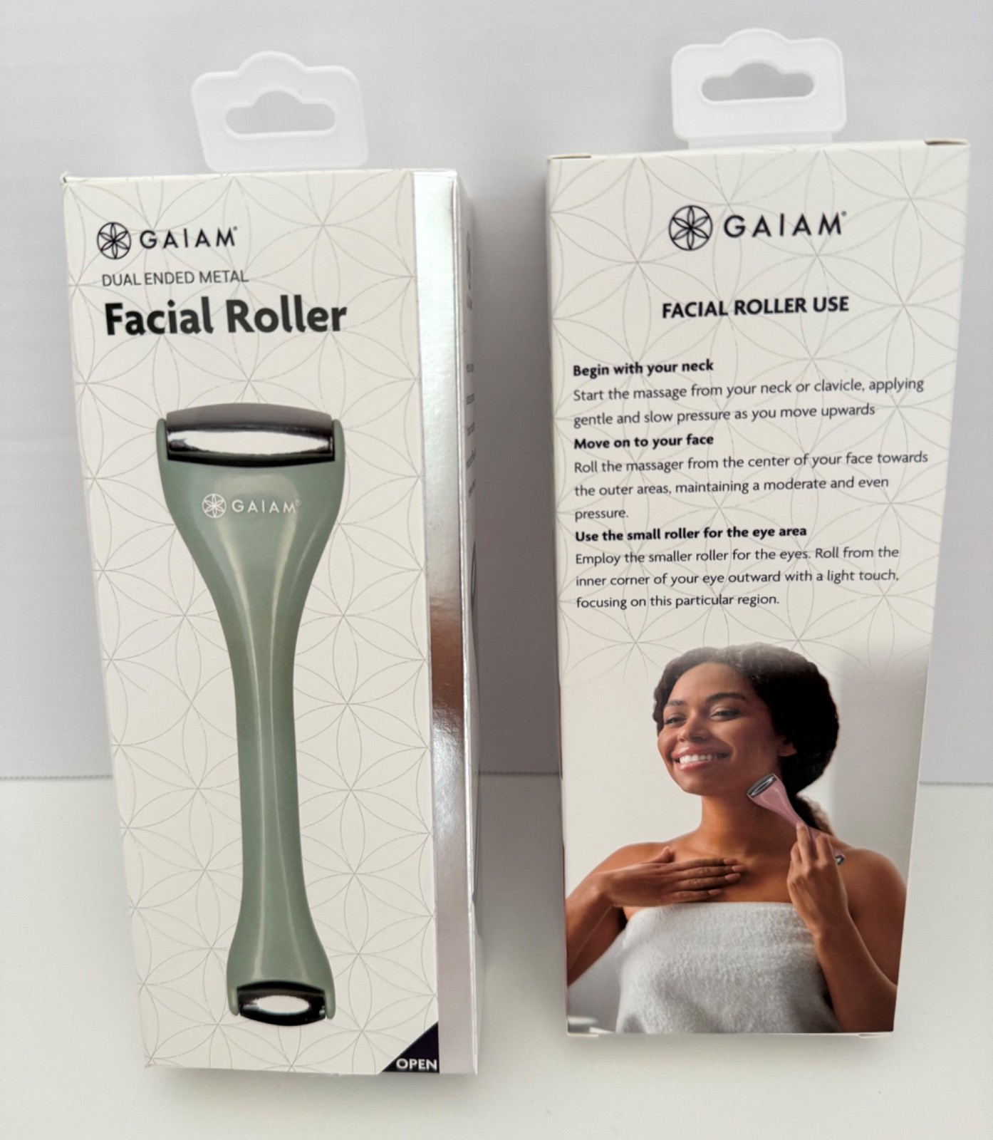 GAIAM | Dual-Ended METAL Facial Roller | PINK – GREEN | Relaxing Massage Roller